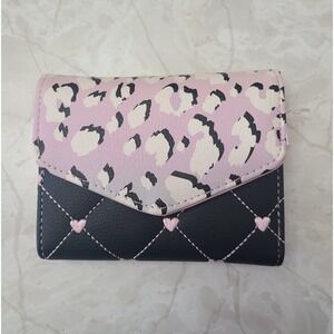 Luv Betsey by Betsey Johnson Heart Embroidered Wallet Black White Pink Pockets